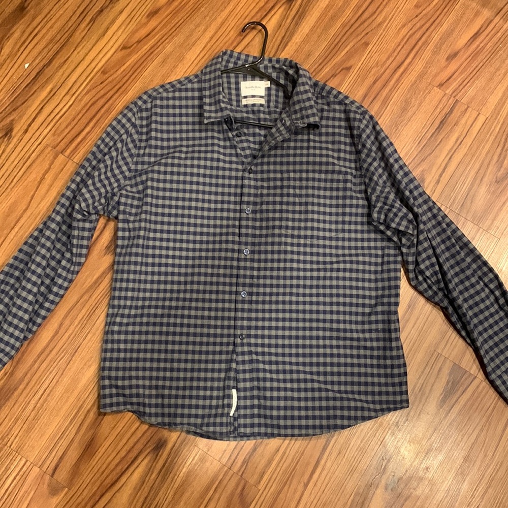 Plaid men’s button down